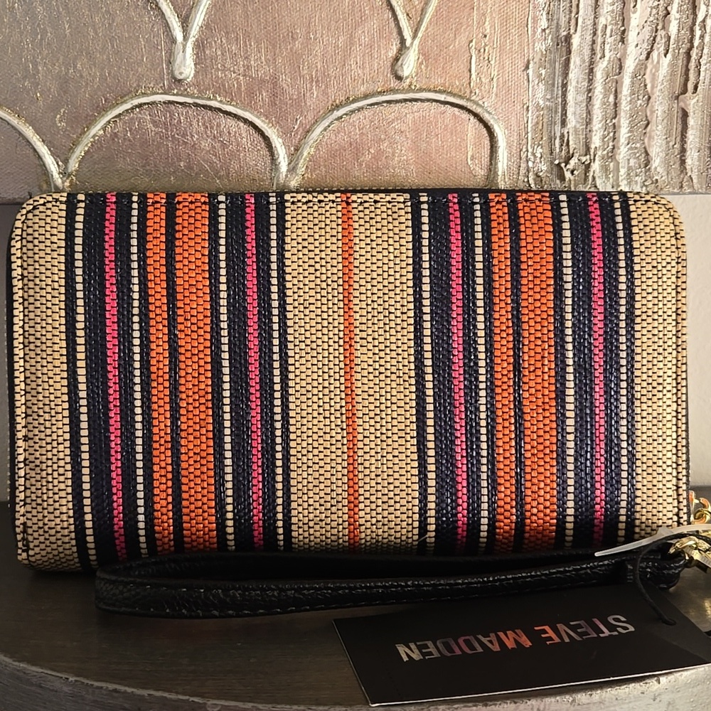 Steve Madden Multicolor Striped Wallet/Wristlet - Picture 4 of 7